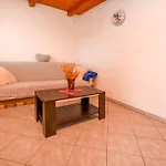Grozdana Apartament *