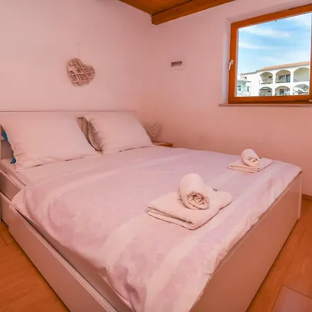 Grozdana Apartament Primošten